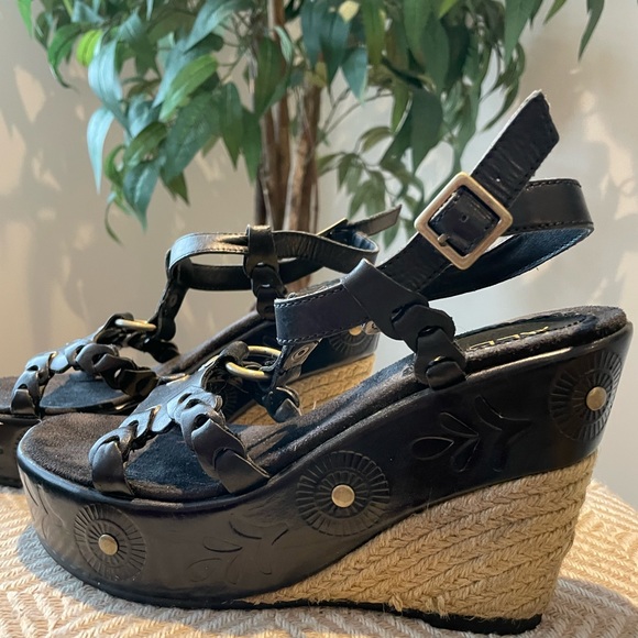 Black Leather Espadrille Wedges. Size 7 (Euro 38) - Picture 2 of 7